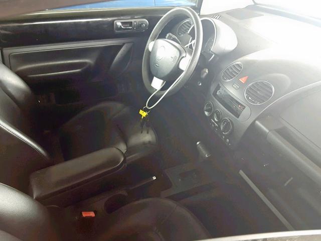 3VWRG31Y67M402618 - 2007 VOLKSWAGEN NEW BEETLE შავი ფოტო 5