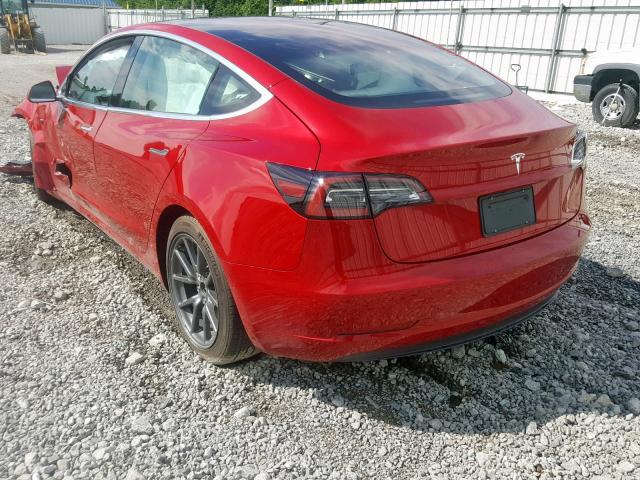 5YJ3E1EAXKF332392 - 2019 TESLA MODEL 3 RED photo 3