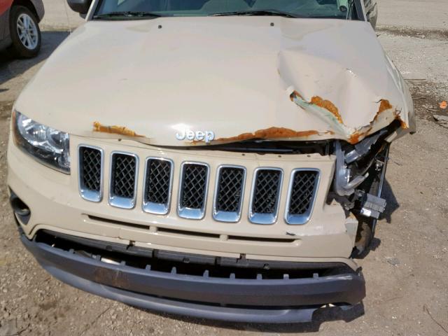 1C4NJCBB0HD117911 - 2017 JEEP COMPASS SP ბეჟი ფოტო 7