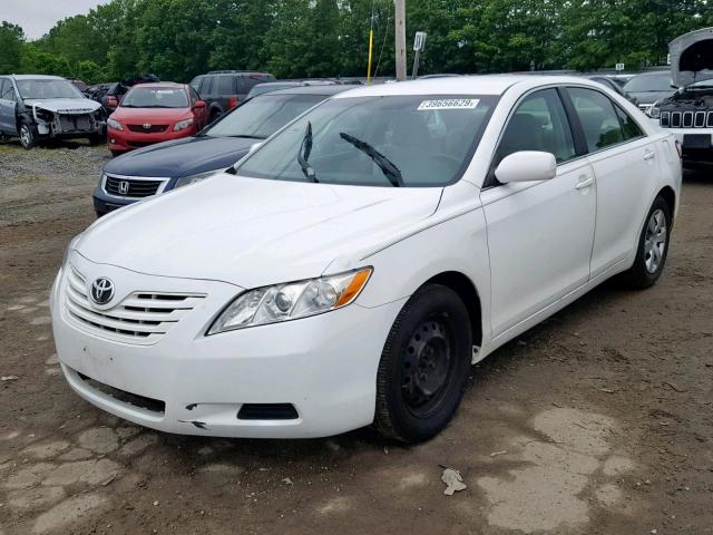 4T1BE46K57U692989 - 2007 TOYOTA CAMRY NEW WHITE photo 2