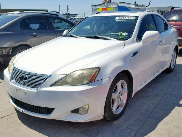 JTHBK262282068659 - 2008 LEXUS IS 250 WHITE photo 2