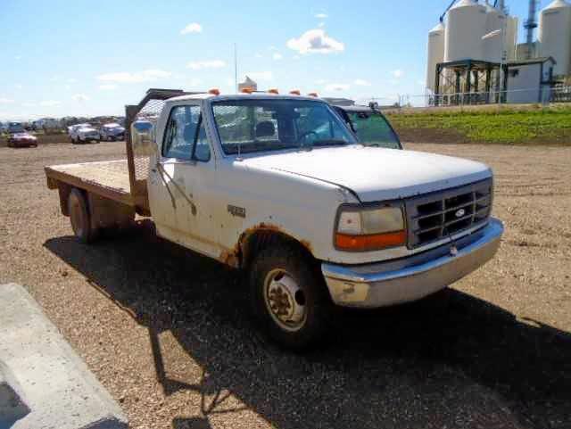 2FDKF37H0SCA26934 - 1995 FORD F350 WHITE photo 1