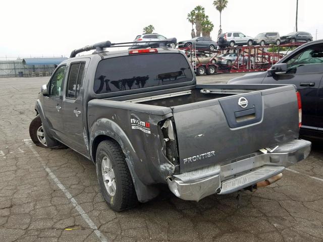 1N6AD07U26C470309 - 2006 NISSAN FRONTIER C GRAY photo 3