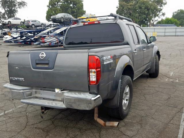 1N6AD07U26C470309 - 2006 NISSAN FRONTIER C GRAY photo 4