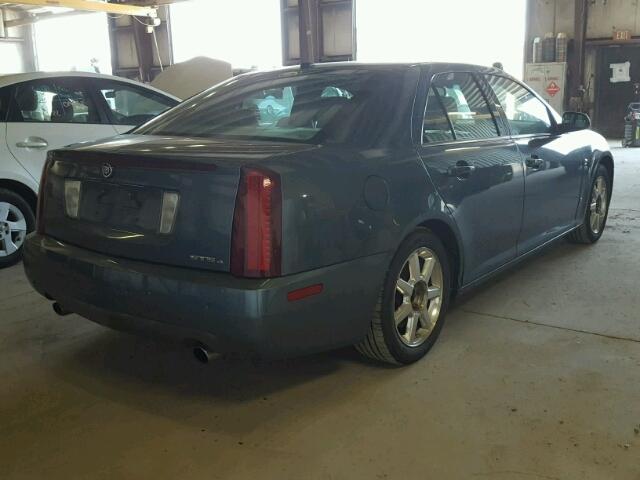 1G6DW677260192118 - 2006 CADILLAC STS BLUE photo 4