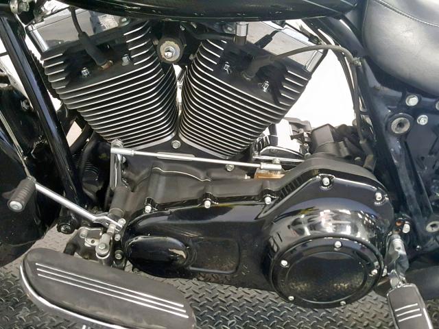 1HD1KHM31BB623778 - 2011 HARLEY-DAVIDSON FLTRX 黑色 照片 6