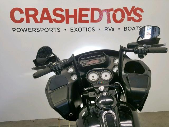 1HD1KHM31BB623778 - 2011 HARLEY-DAVIDSON FLTRX 黑色 照片 8