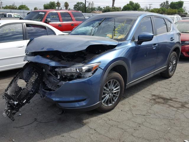 JM3KFABM1J1318189 - 2018 MAZDA CX-5 SPORT BLUE photo 2