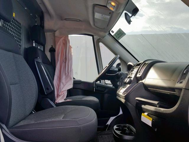 3C6TRVNGXHE524935 - 2017 RAM PROMASTER WHITE photo 5
