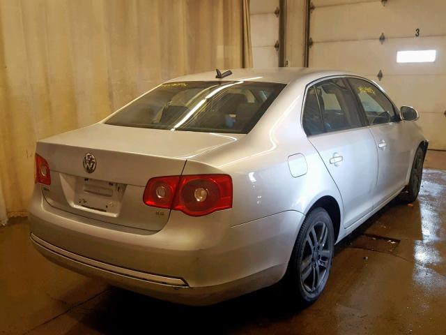 3VWSG81K86M669350 - 2006 VOLKSWAGEN JETTA 2.5 SILVER photo 4