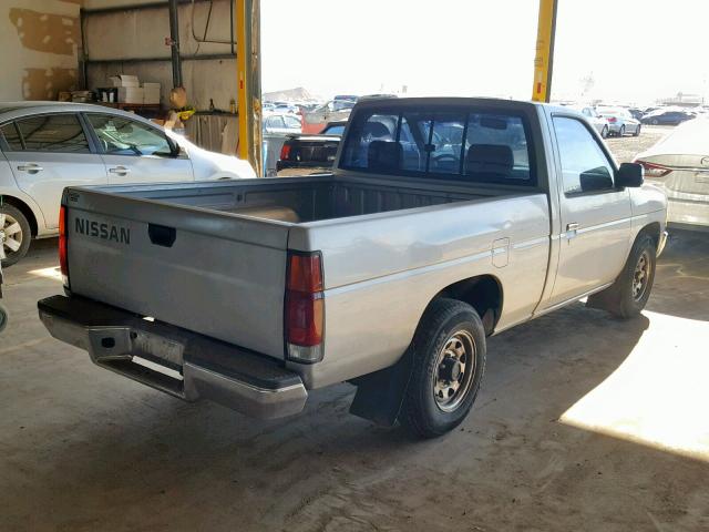 1N6SD11S8PC335693 - 1993 NISSAN TRUCK SHOR SILVER photo 4