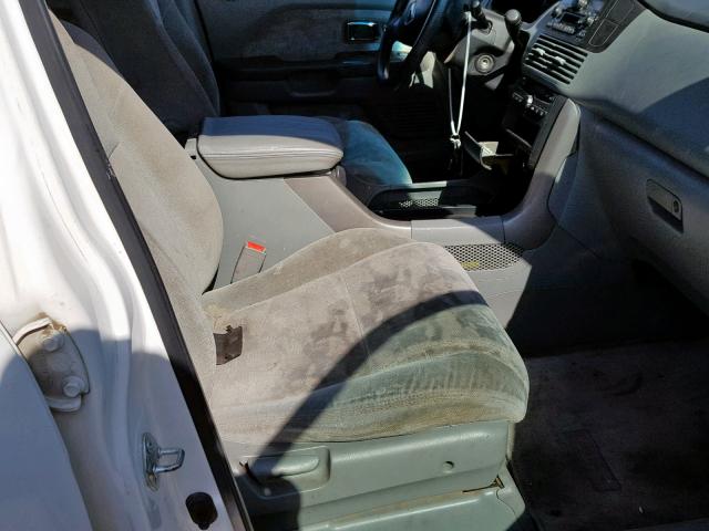 2HKYF18424H562876 - 2004 HONDA PILOT EX WHITE photo 5