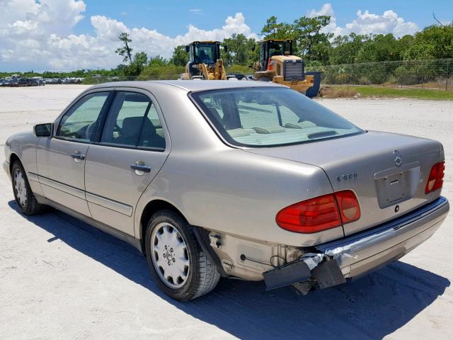 WDBJF65H2XA892131 - 1999 MERCEDES-BENZ E 320 GOLD photo 3