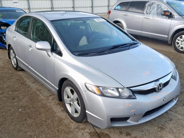 19XFA1F69AE033211 - 2010 HONDA CIVIC LX-S Gümüş foto 1
