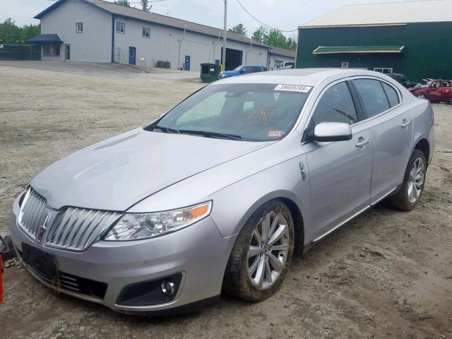 1LNHM94R49G609676 - 2009 LINCOLN MKS SILVER photo 2