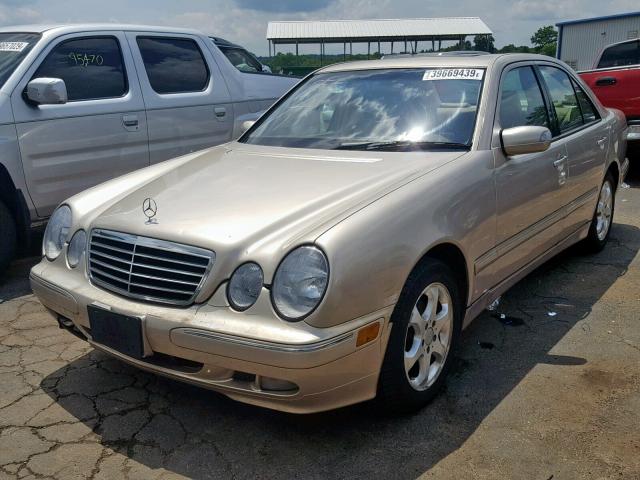 WDBJF65J12B410917 - 2002 MERCEDES-BENZ E 320 GOLD photo 2