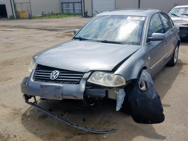 WVWRH63BX4P149867 - 2004 VOLKSWAGEN PASSAT GLX SILVER photo 2