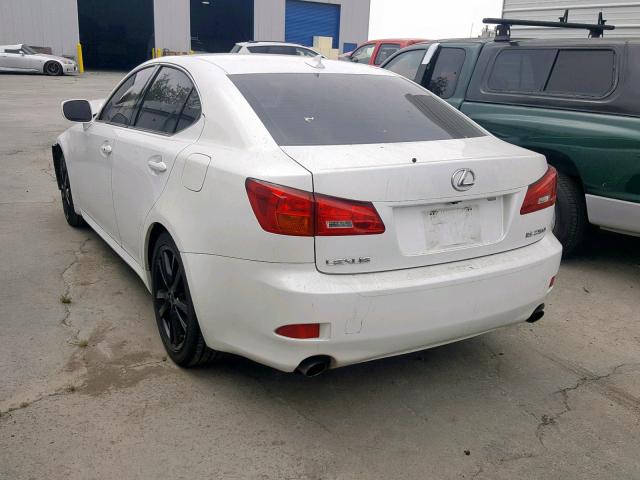 JTHBK262X85081271 - 2008 LEXUS IS 250 WHITE photo 3