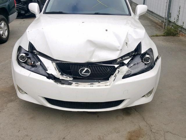 JTHBK262X85081271 - 2008 LEXUS IS 250 WHITE photo 7