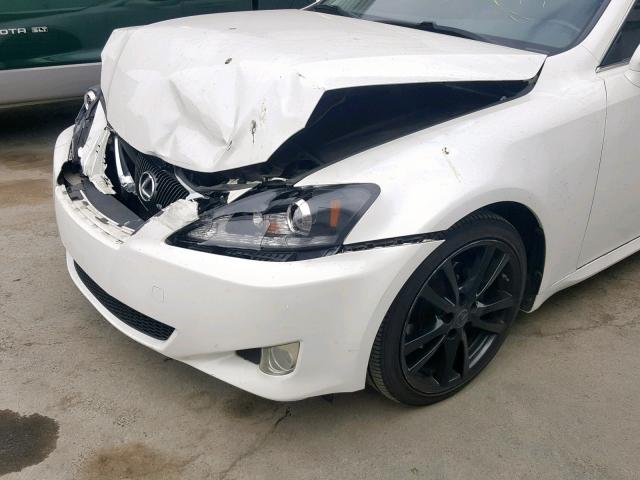 JTHBK262X85081271 - 2008 LEXUS IS 250 WHITE photo 9