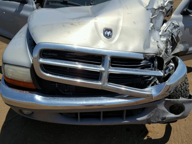 1B7GG22N1YS530458 - 2000 DODGE DAKOTA SILVER photo 7