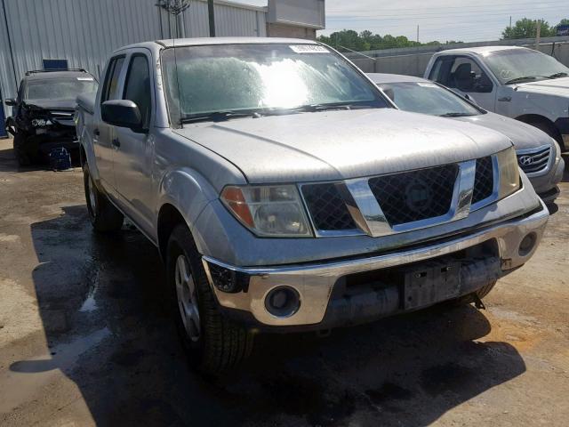 1N6AD07U75C406801 - 2005 NISSAN FRONTIER C GRAY photo 1