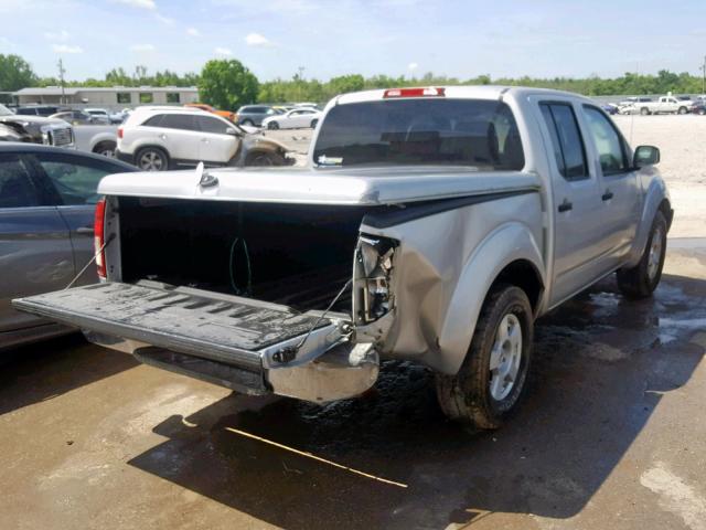 1N6AD07U75C406801 - 2005 NISSAN FRONTIER C GRAY photo 4