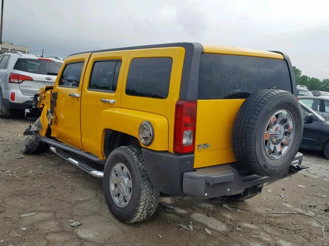 5GTDN13E078125732 - 2007 HUMMER H3 YELLOW photo 3