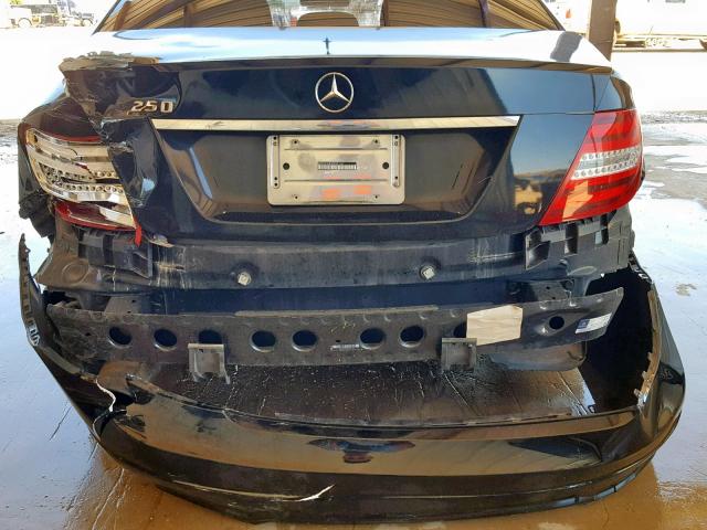 WDDGF4HB3DR281647 - 2013 MERCEDES-BENZ C 250 BLACK photo 9