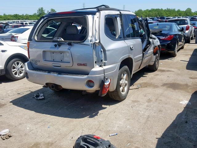 1GKDT13S952335768 - 2005 GMC ENVOY SILVER photo 4