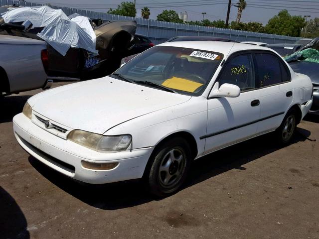 1NXBB02E6VZ590776 - 1997 TOYOTA COROLLA DX WHITE photo 2