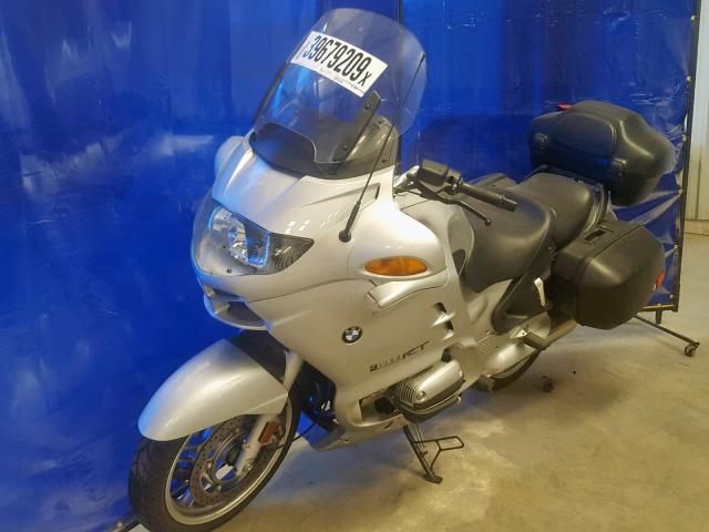 WB10499A02ZE86361 - 2002 BMW R1150 RT SILVER photo 2