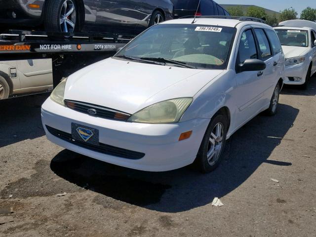 1FAFP36361W344722 - 2001 FORD FOCUS WHITE photo 2