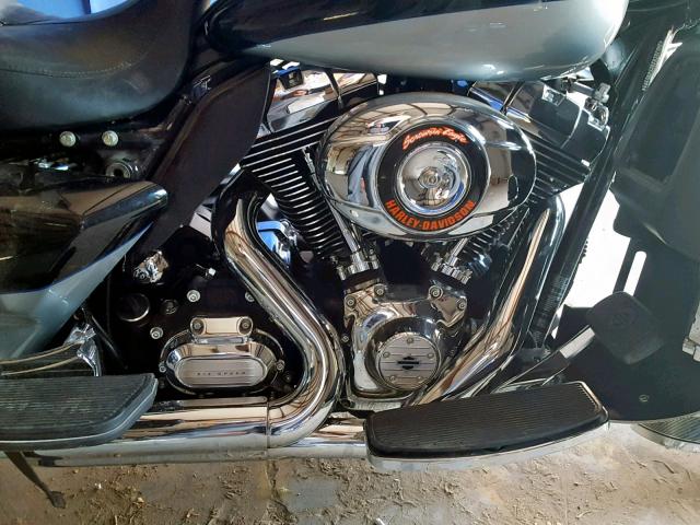 1HD1KEM10CB603858 - 2012 HARLEY-DAVIDSON FLHTK ELEC BLACK photo 7