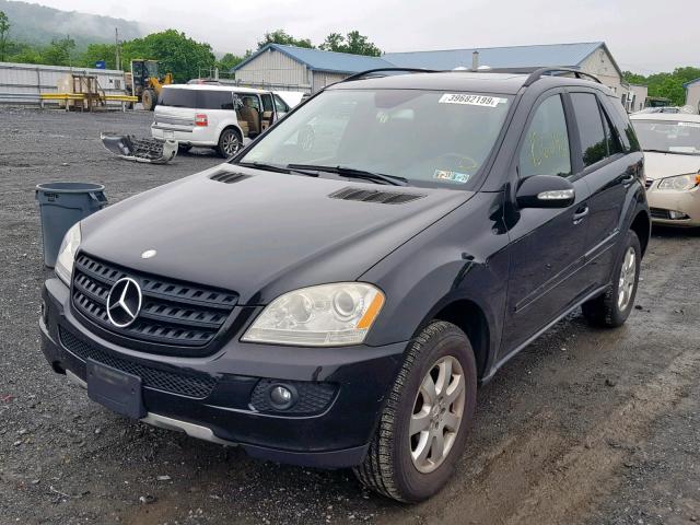 4JGBB86E56A075408 - 2006 MERCEDES-BENZ ML 350 BLACK photo 2