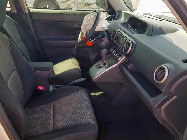 JTLZE4FE7DJ036565 - 2013 TOYOTA SCION XB 银色 照片 5