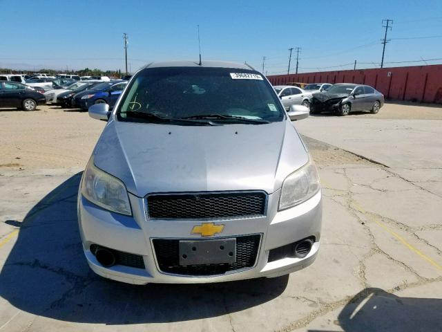 KL1TD6DE2BB125560 - 2011 CHEVROLET AVEO LS SILVER photo 9