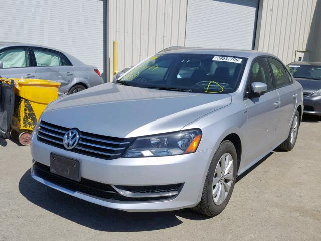 1VWAT7A32FC002978 - 2015 VOLKSWAGEN PASSAT S SILVER photo 2