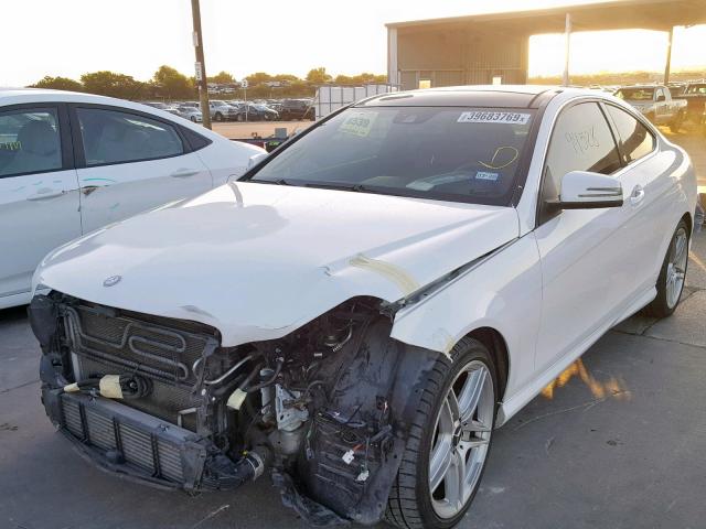 WDDGJ4HB8DG069191 - 2013 MERCEDES-BENZ C 250 WHITE photo 2