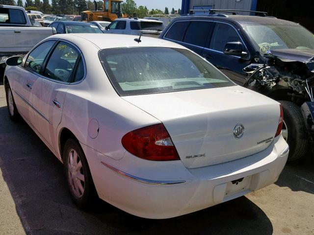 2G4WD582561223032 - 2006 BUICK LACROSSE C WHITE photo 3