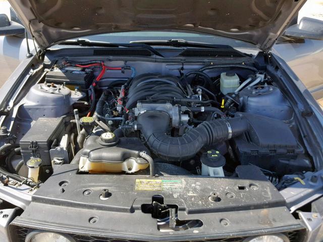 1ZVFT82H565242097 - 2006 FORD MUSTANG GT GRAY photo 7