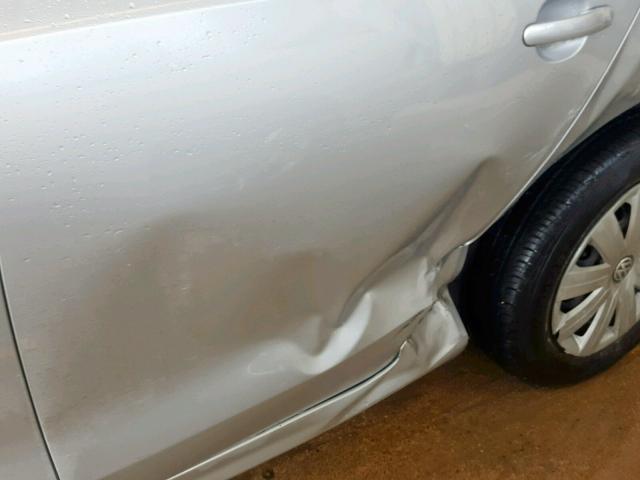 3VW2K7AJXFM269709 - 2015 VOLKSWAGEN JETTA BASE 银色 照片 9