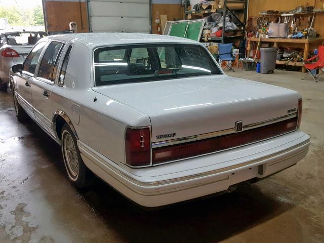 1LNLM81W3PY615944 - 1993 LINCOLN TOWN CAR E WHITE photo 3