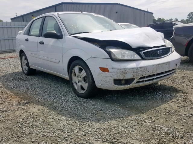 1FAHP34N67W305005 - 2007 FORD FOCUS ZX4 WHITE photo 1