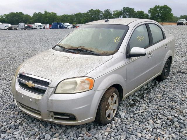 KL1TD56E19B377463 - 2009 CHEVROLET AVEO LS SILVER photo 2