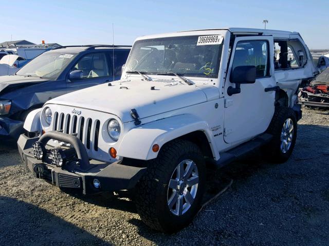 1C4GJWBGXDL505573 - 2013 JEEP WRANGLER S WHITE photo 2
