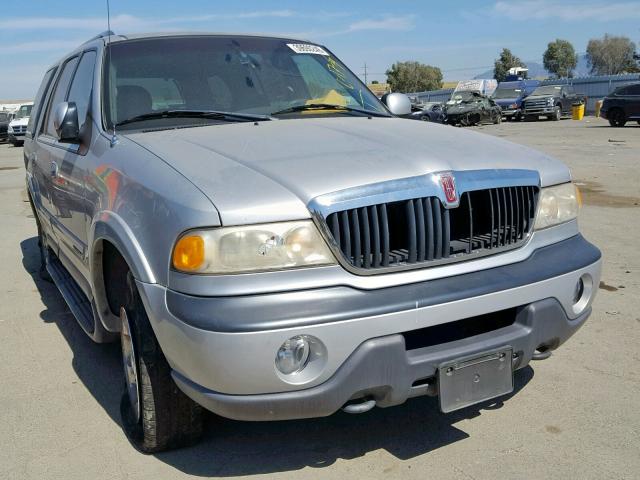 5LMPU28L6WLJ40518 - 1998 LINCOLN NAVIGATOR GRAY photo 1