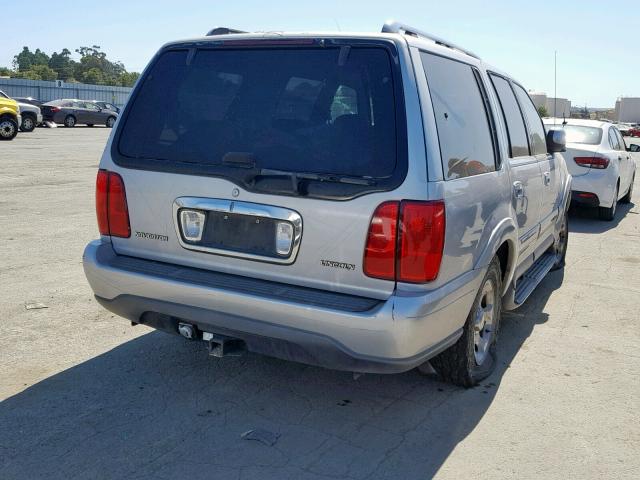 5LMPU28L6WLJ40518 - 1998 LINCOLN NAVIGATOR GRAY photo 4