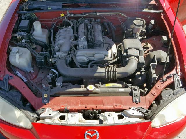 JM1NB353120233392 - 2002 MAZDA MX-5 MIATA RED photo 7