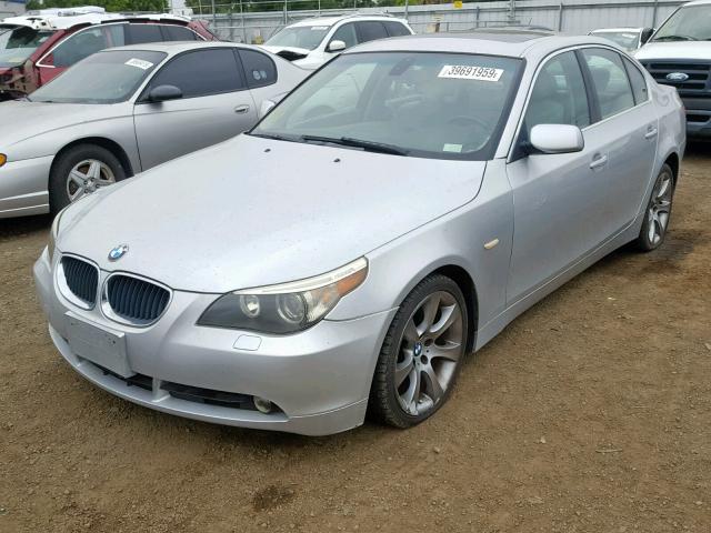 WBANA53524B175428 - 2004 BMW 525 I SILVER photo 2